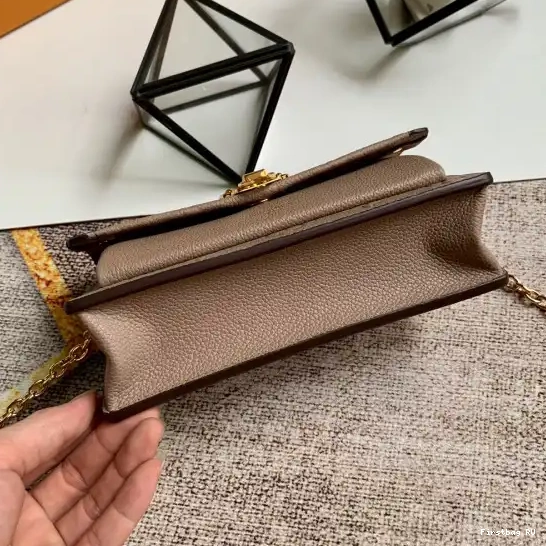 Firstbag ru LOUIS CHAIN VUITTON VAVIN WALLET 0610